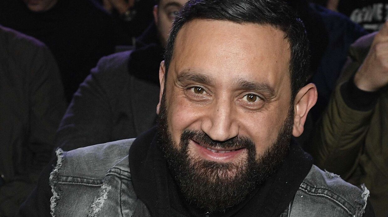 Le père de Cyril Hanouna devient chevalier de la légion d'honneur Le père de Cyril Hanouna devient chevalier de la légion d'honneur