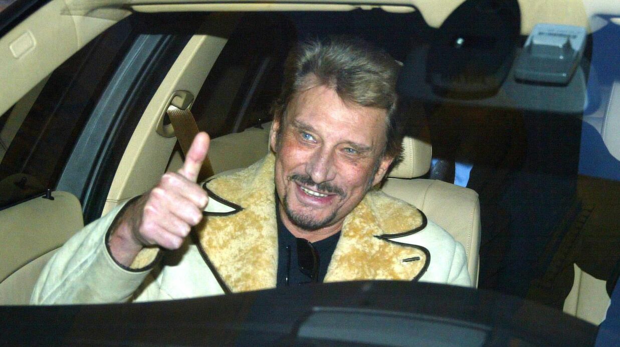 Mort de Johnny Hallyday : sa voiture va être vendue aux enchères pour une fortune !