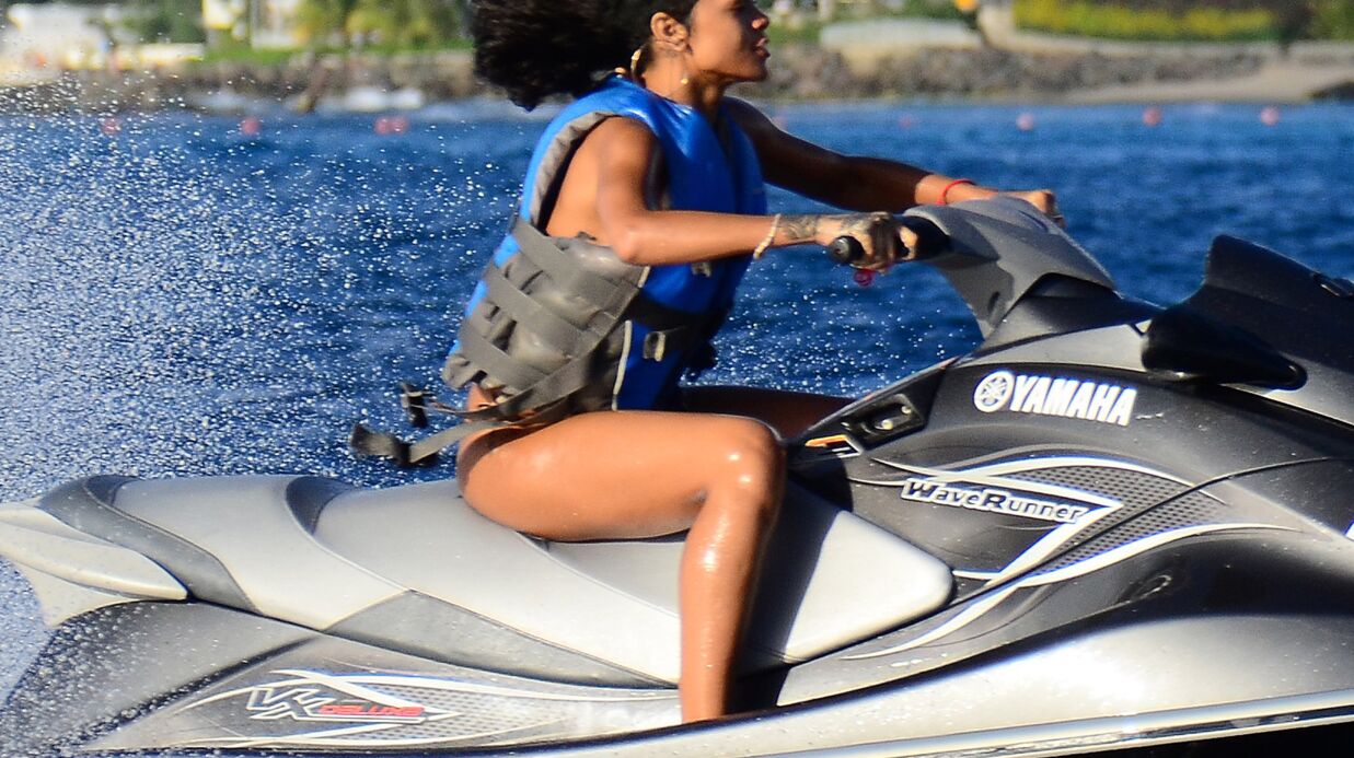 Photos Rihanna Séclate En Vacances à La Barbade Voici
