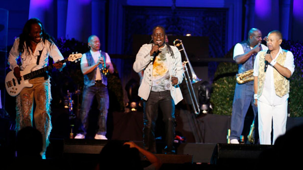 Omar sy rencontre earth wind and fire