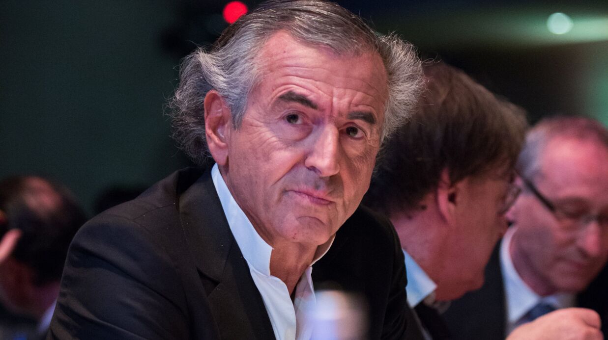 PHOTO Bernard-Henri Lévy S’est (encore) Pris Une Tarte à La Crème Dans ...